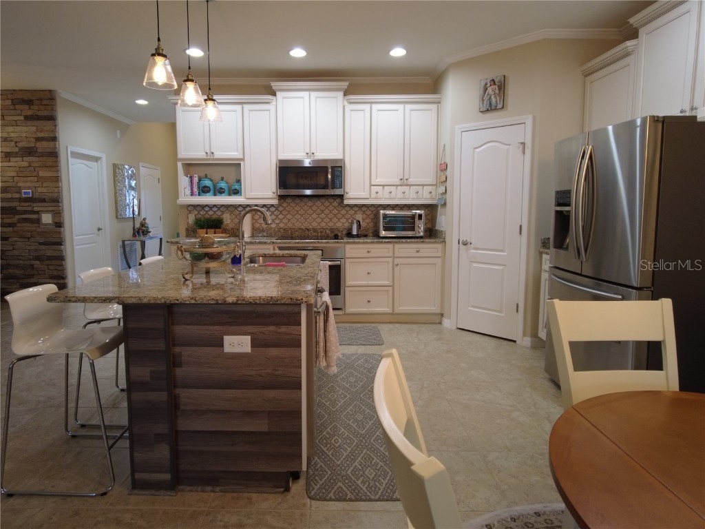 9933 Saunton Drive San Antonio FL 33576 TB8445513 image9