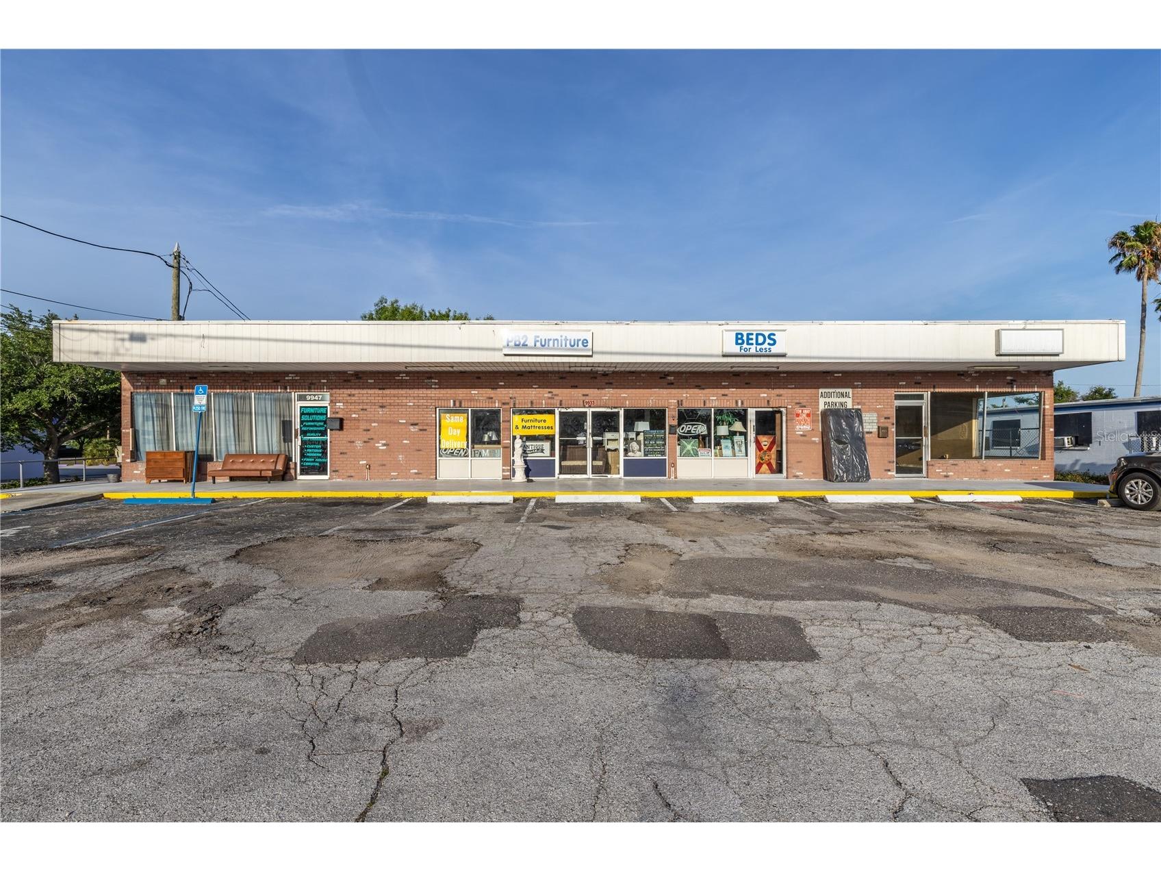 9933 Seminole Boulevard Seminole FL 33772 TB8502744 image1