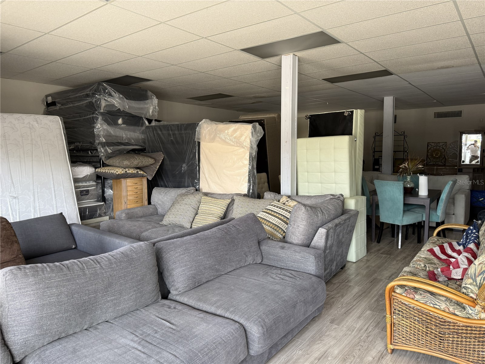 9933 Seminole Boulevard Seminole FL 33772 TB8502744 image6