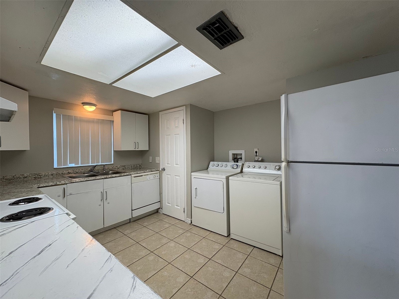 9933 Sweepstakes Lane #6 Orlando FL 32837 S5151379 image8