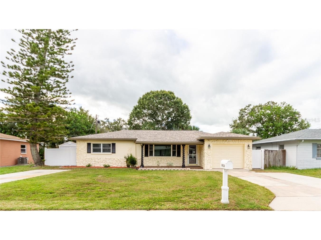 9934 48th Avenue N Saint Petersburg FL 33708 U8219005 image1