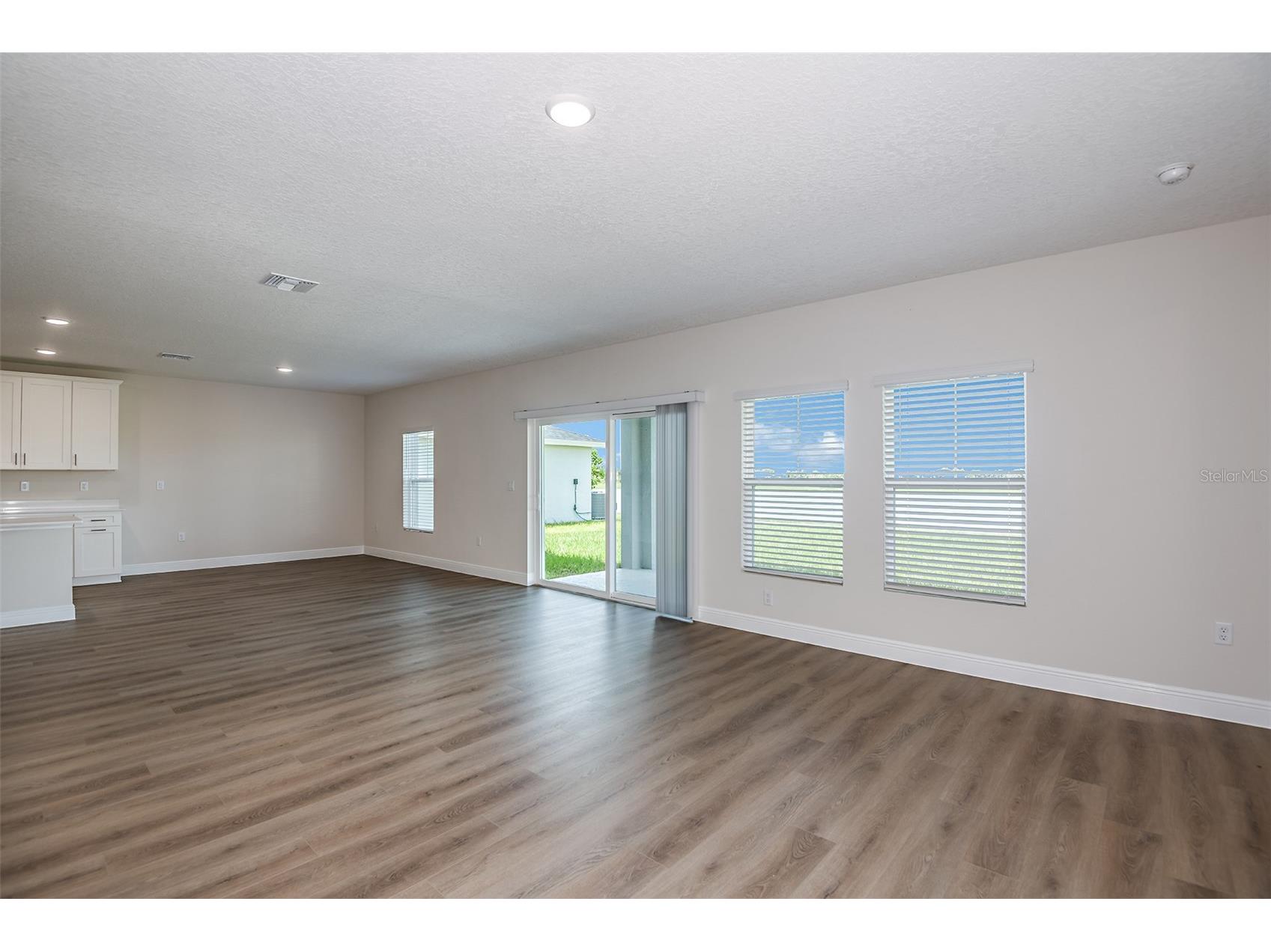 9936 Annunciation Drive Wesley Chapel FL 33545 TB8491953 image12