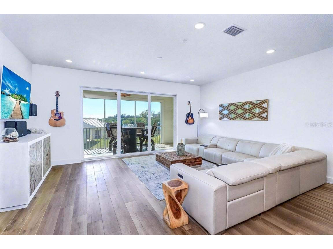 9936 Key Haven Road Seminole FL 33777 TB8447032 image5