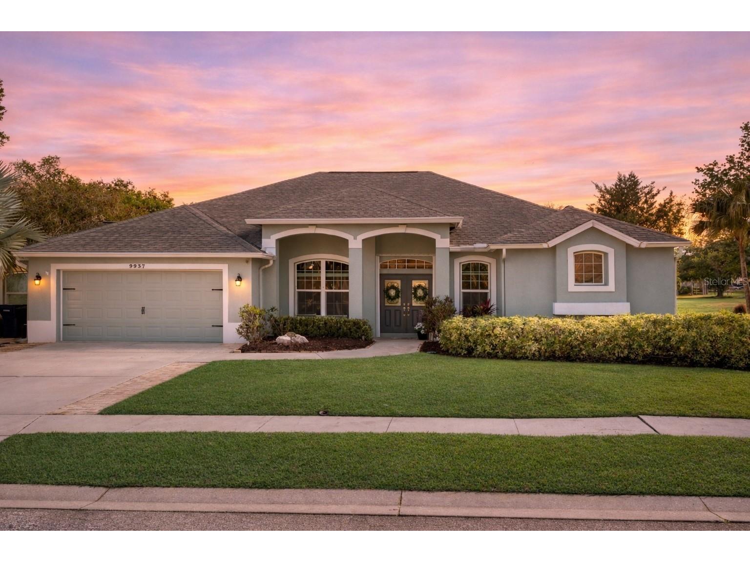 9937 Laurel Valley Avenue Circle Bradenton FL 34202 A4689660 image1
