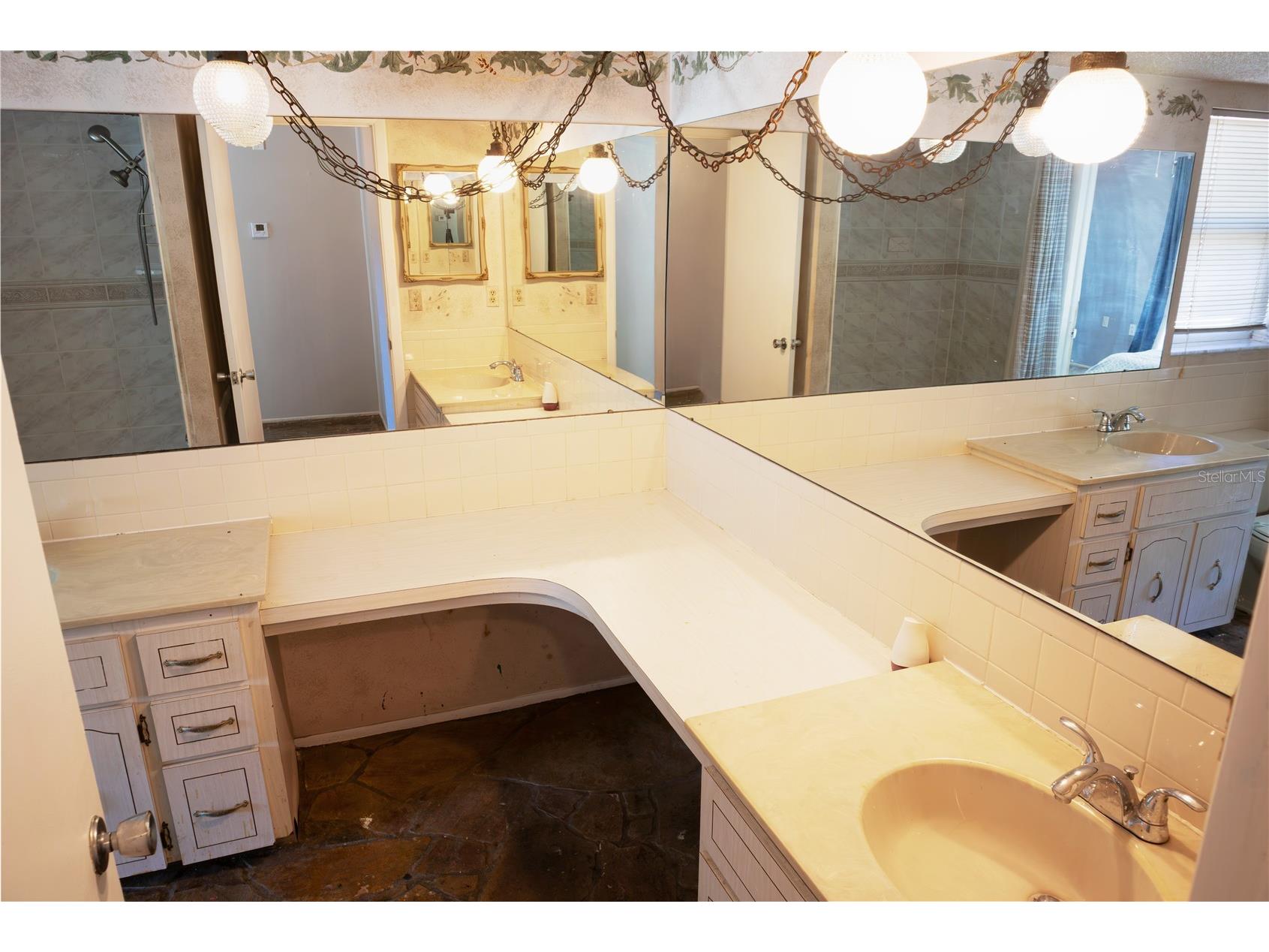 9939 Woodridge Court Port Richey FL 34668 W7884476 image19
