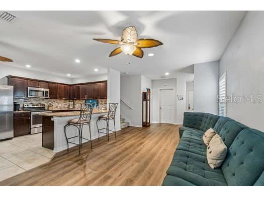 994 Celtic Circle Tarpon Springs FL 34689 W7886108 image17