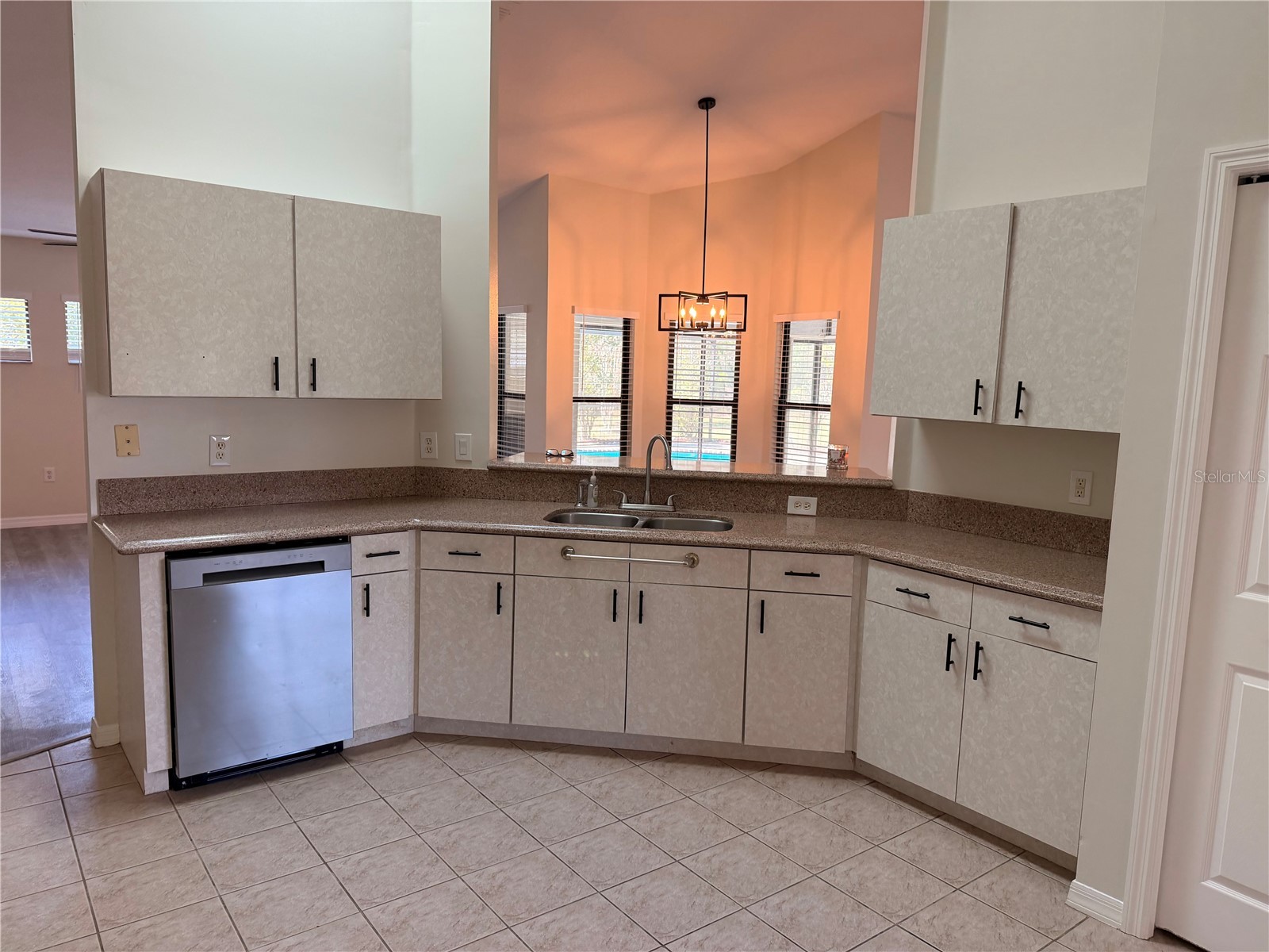 994 E Crown Of Roses Loop Inverness FL 34453 W7884142 image9