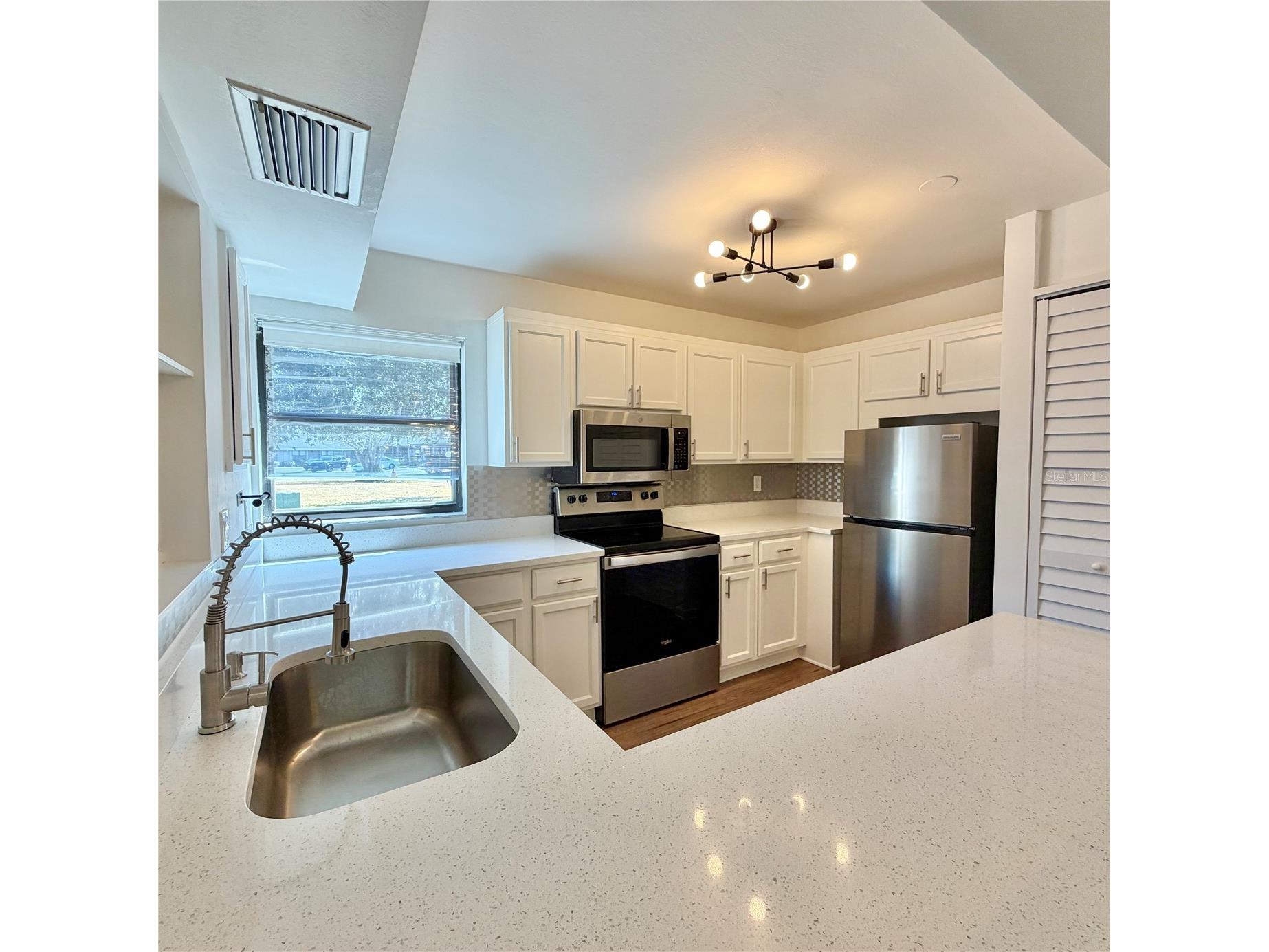 994 N Beneva Road #T2 Sarasota FL 34232 A4684370 image14