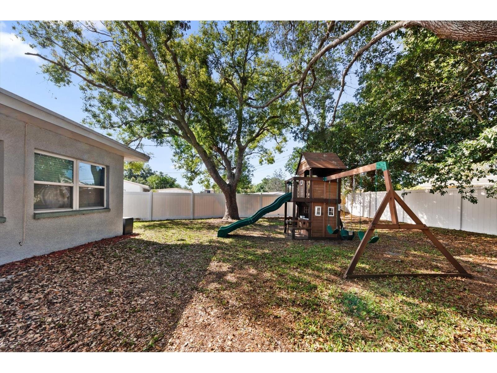 9940 108th Street Seminole FL 33772 TB8493915 image25