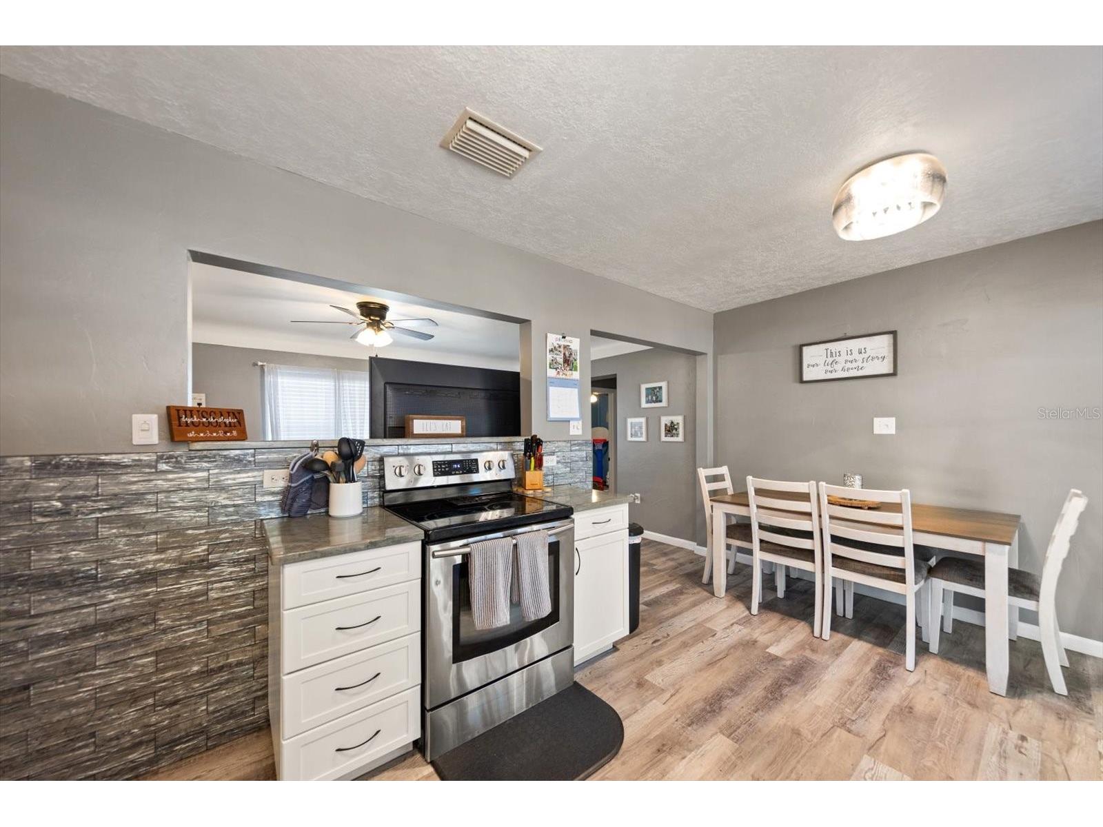 9940 108th Street Seminole FL 33772 TB8493915 image9