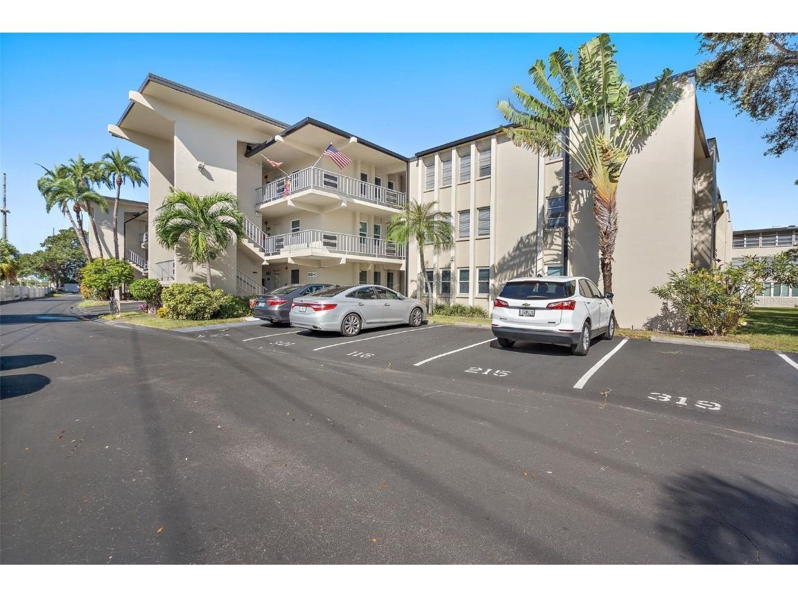 9940 47th Avenue N #210 Saint Petersburg FL 33708 U8216648 image1