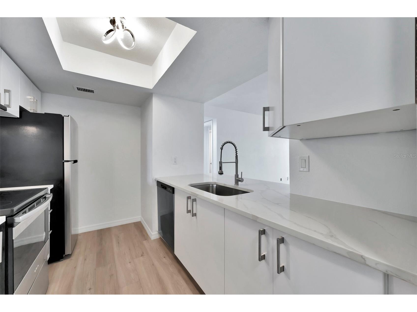 9940 7th Way N #101 Saint Petersburg FL 33702 TB8517033 image6