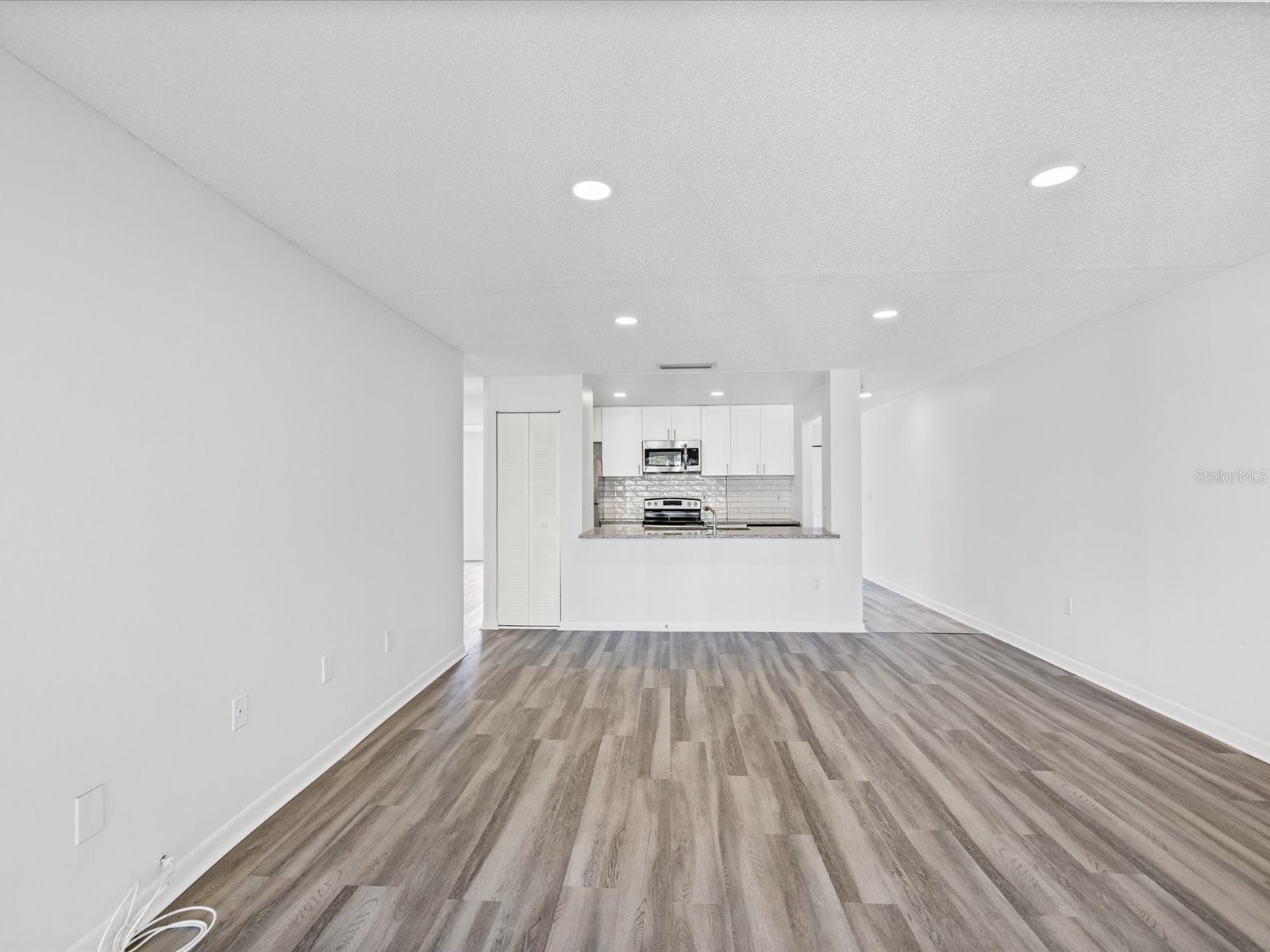 9940 7th Way N #204 Saint Petersburg FL 33702 TB8488198 image18