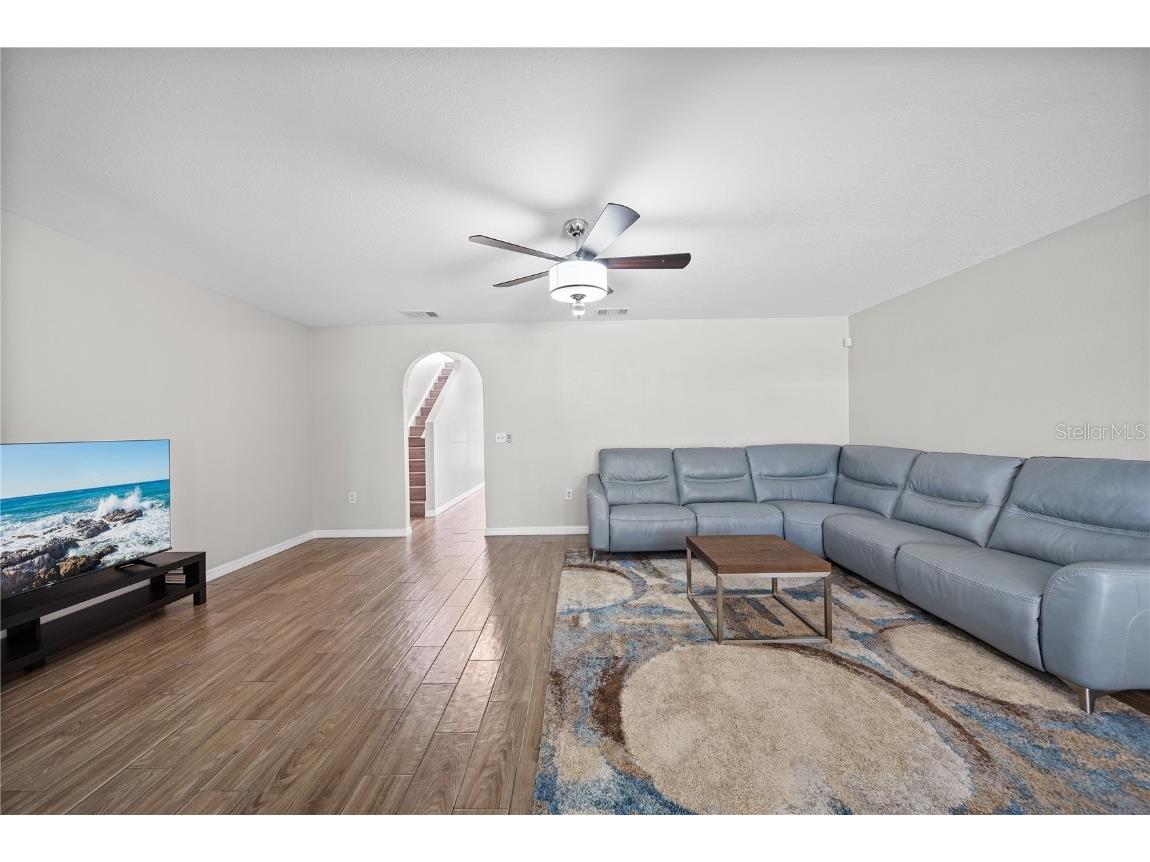 9942 Ashburn Lake Drive Tampa FL 33610 TB8376061 image25