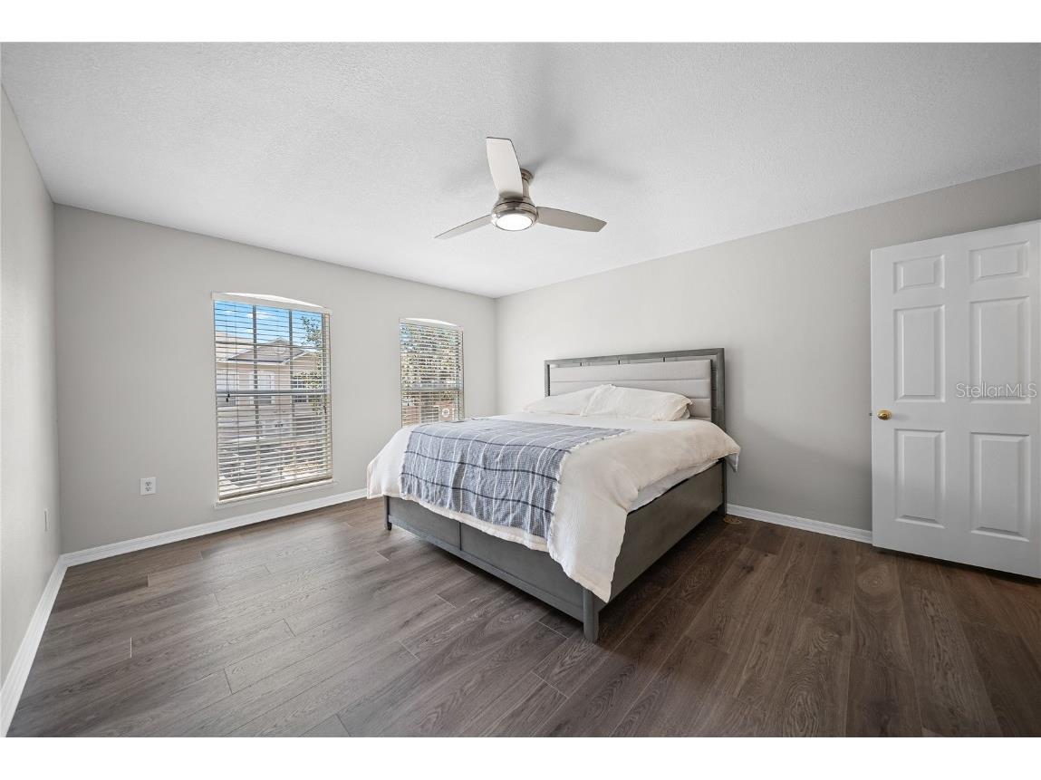 9942 Ashburn Lake Drive Tampa FL 33610 TB8376061 image7