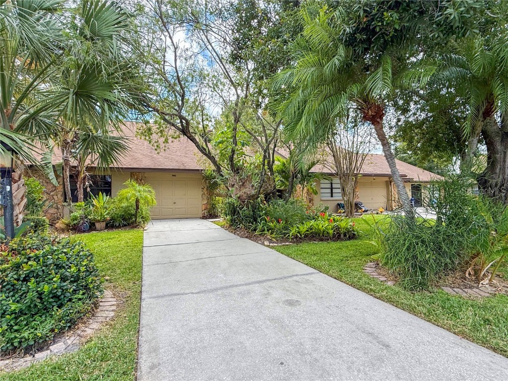 9942 Lake Seminole Drive W Largo FL 33773 TB8433723 image1