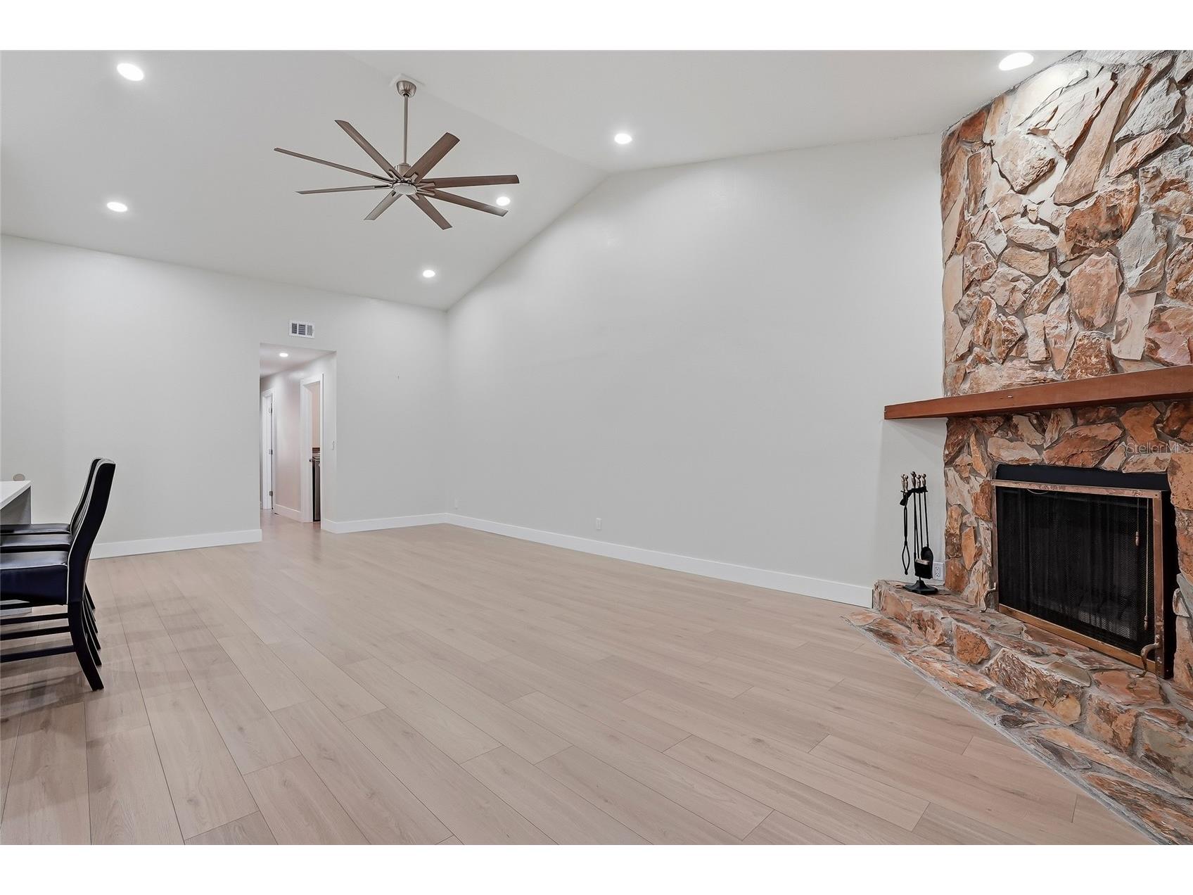 9942 Lake Seminole Drive W Largo FL 33773 TB8479749 image7