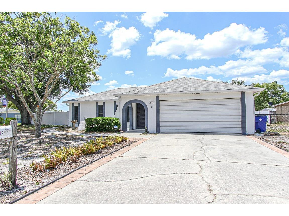 9942 Woodridge Court Port Richey FL 34668 W7875225 image1