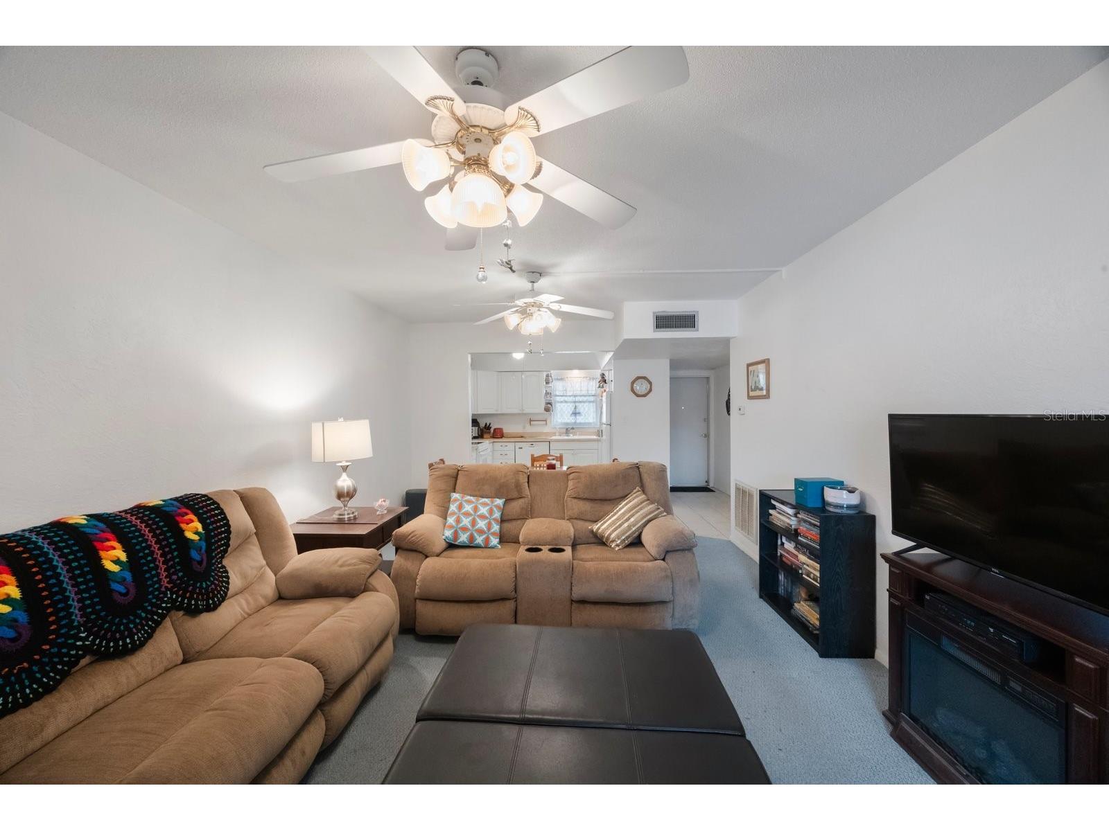 9945 47th Ave N #203 Saint Petersburg FL 33708 TB8480581 image11