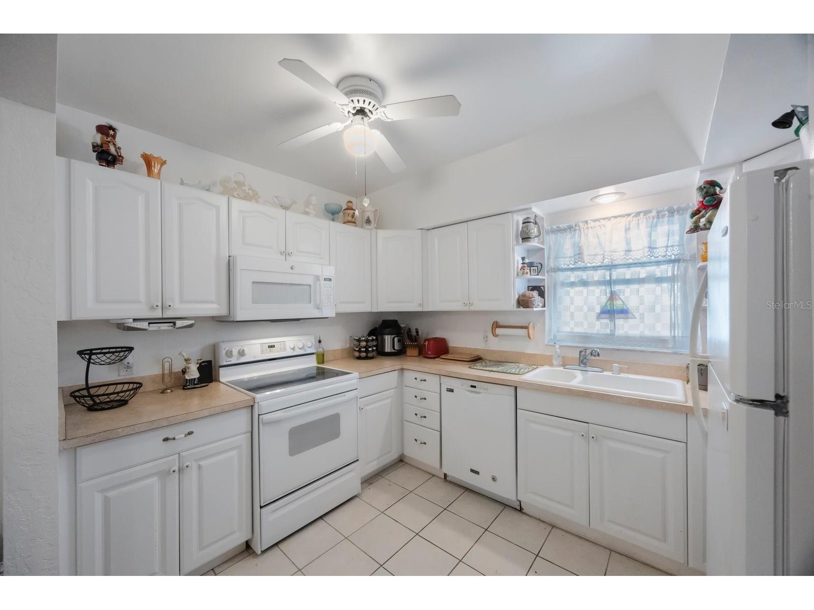 9945 47th Ave N #203 Saint Petersburg FL 33708 TB8480581 image8