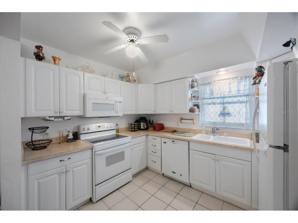 9945 47th Ave N #203 Saint Petersburg FL 33708 TB8369035 image8