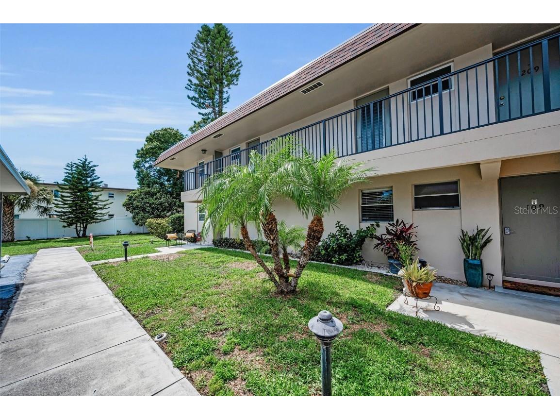 9945 47th Avenue N #210 Saint Petersburg FL 33708 TB8392701 image10