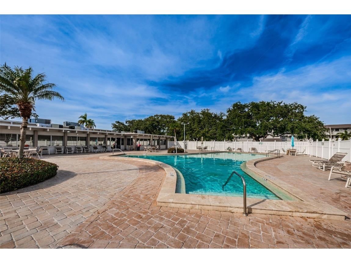 9945 47th Avenue N #210 Saint Petersburg FL 33708 TB8392701 image76