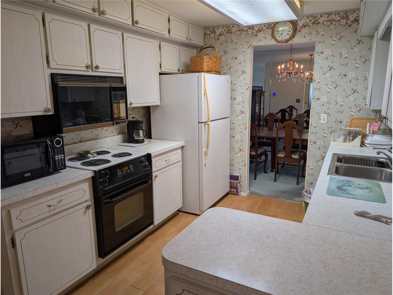 9946 39th Way N Pinellas Park FL 33782 TB8465997 image13