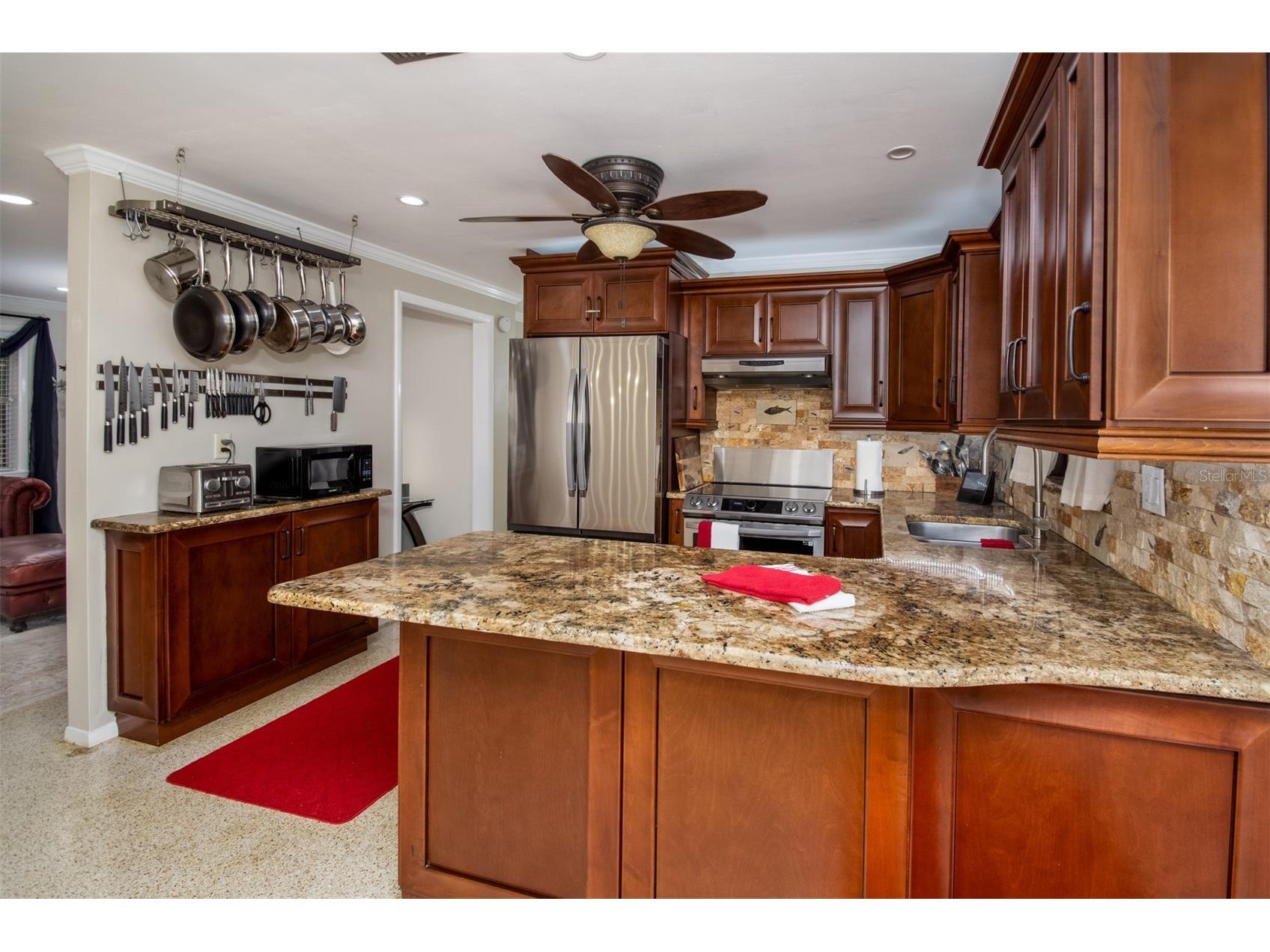 995 Emerson Drive Dunedin FL 34698 TB8522831 image15