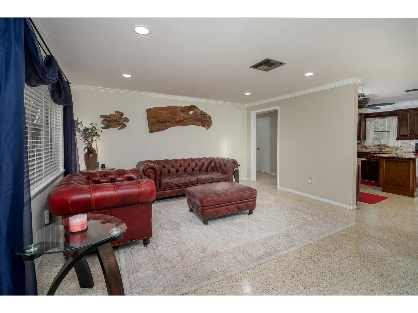 995 Emerson Drive Dunedin FL 34698 TB8522831 image9