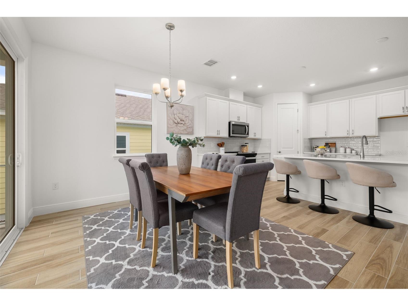 995 Fiesta Key Circle Lady Lake FL 32159 S5141253 image10