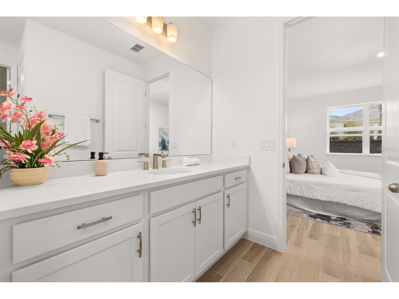 995 Fiesta Key Circle Lady Lake FL 32159 S5141253 image15