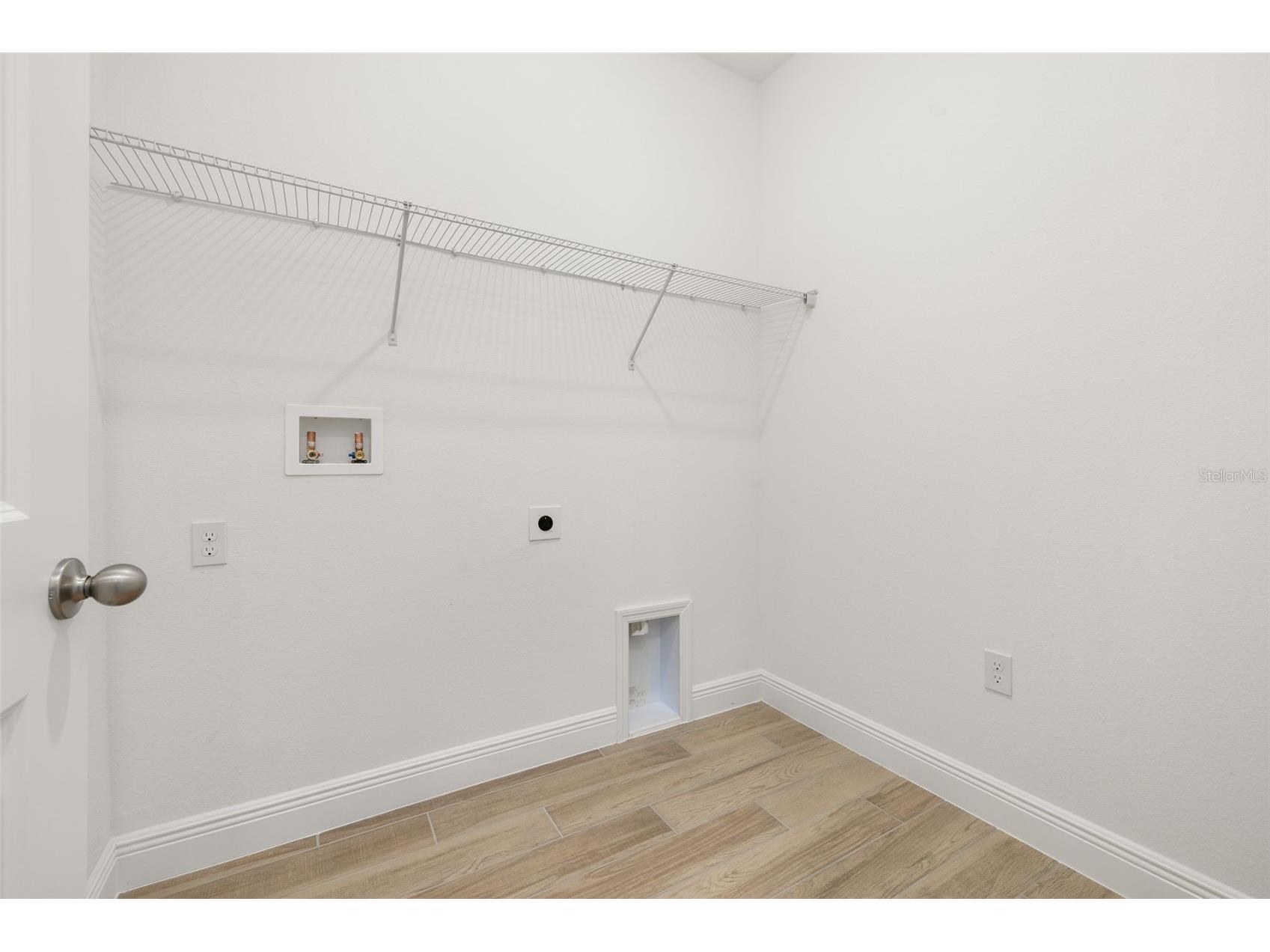 995 Fiesta Key Circle Lady Lake FL 32159 S5141253 image25