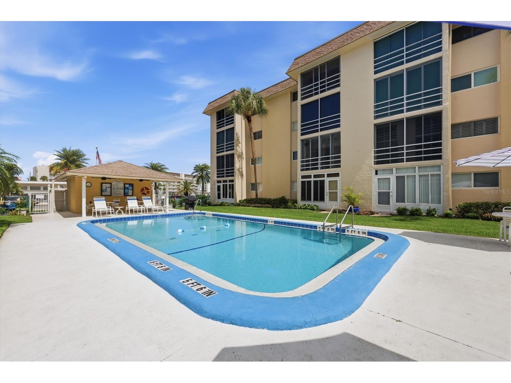 995 Laguna Drive #103 Venice FL 34285 A4695518 image5