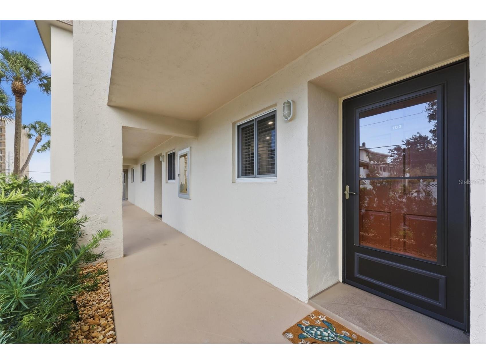 995 Laguna Drive #103 Venice FL 34285 A4695518 image7