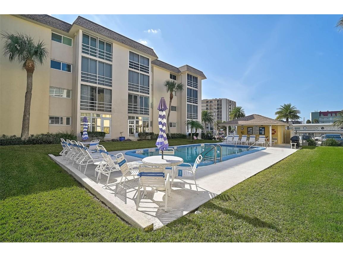 995 Laguna Drive #103 Venice FL 34285 N6141791 image5