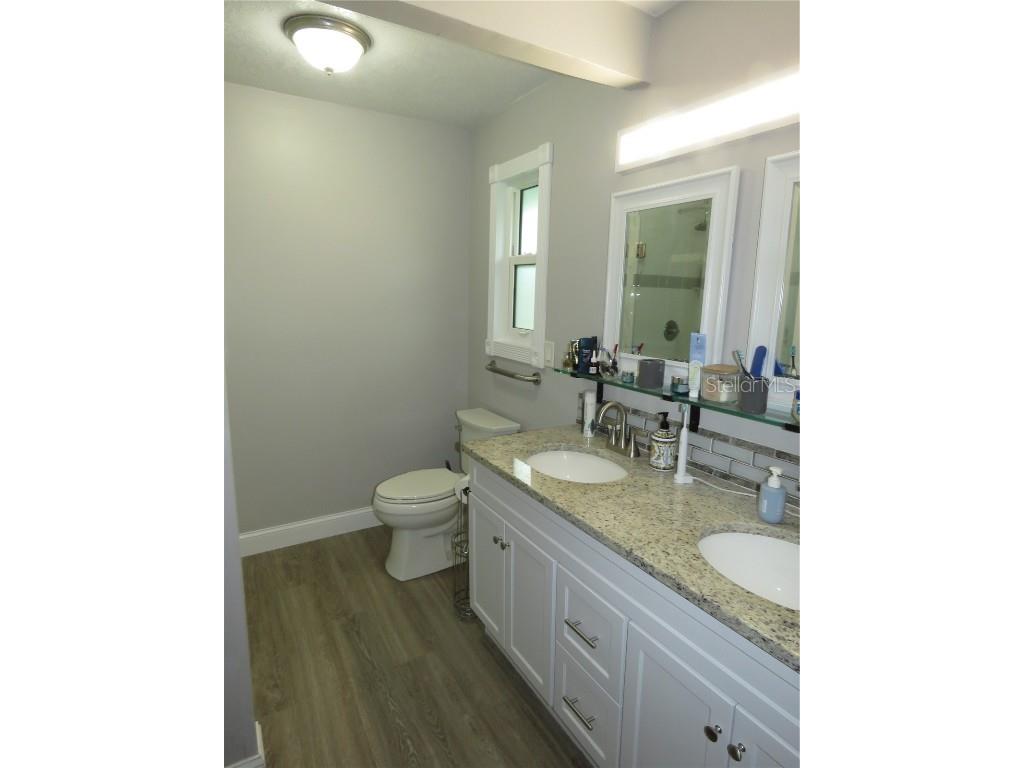 995 Spinnaker Court Tarpon Springs FL 34689 TB8428520 image16