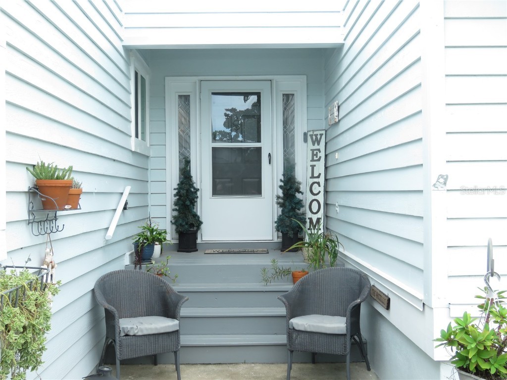 995 Spinnaker Court Tarpon Springs FL 34689 TB8428520 image2