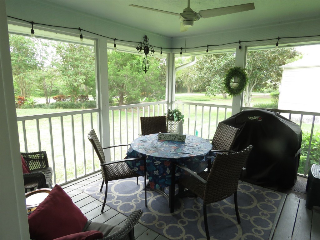 995 Spinnaker Court Tarpon Springs FL 34689 TB8428520 image4