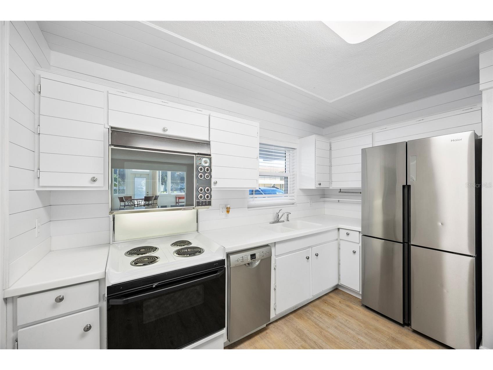 9950 47th Avenue N #104 Saint Petersburg FL 33708 TB8476386 image10