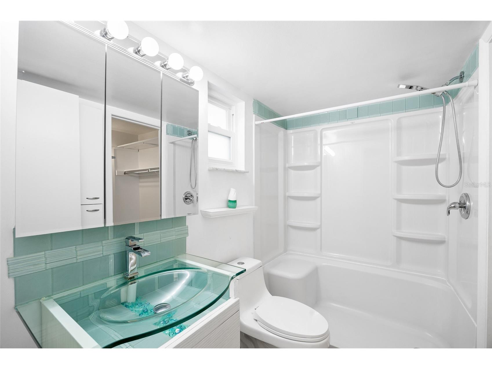 9950 47th Avenue N #104 Saint Petersburg FL 33708 TB8476386 image20