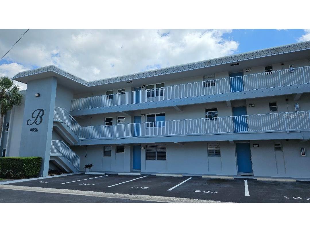 9950 47th Avenue N #110 Saint Petersburg FL 33708 TB8372951 image1