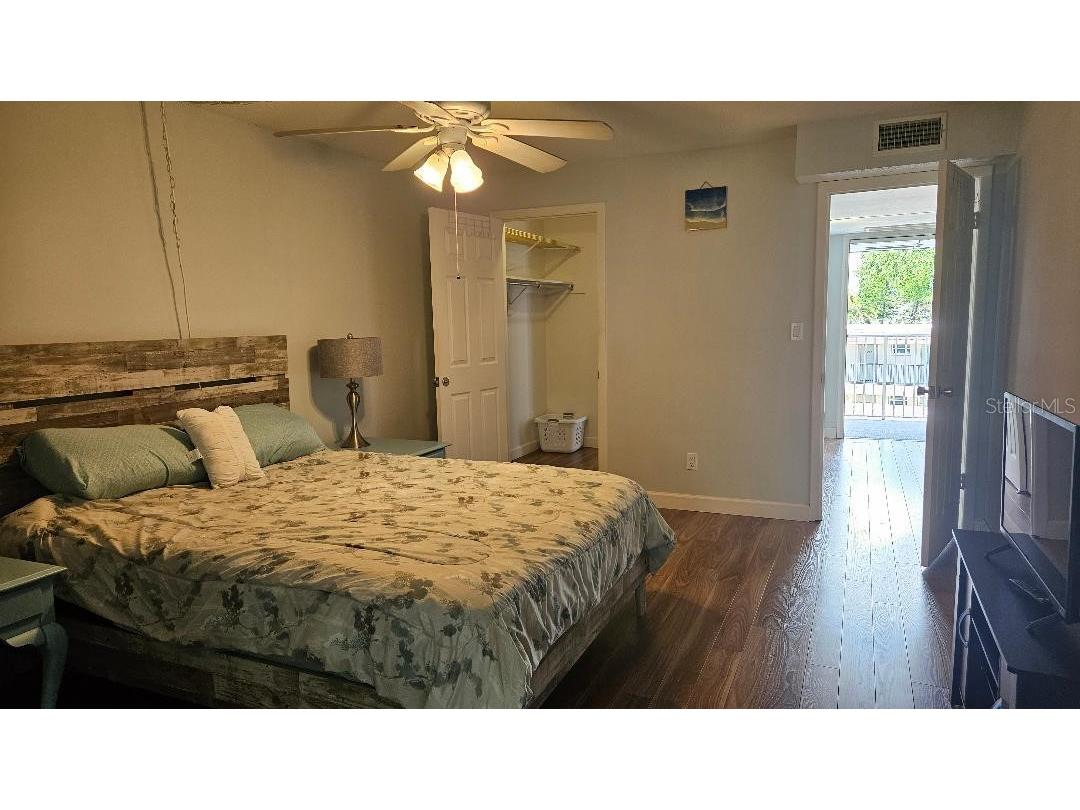9950 47th Avenue N #303 Saint Petersburg FL 33708 TB8506350 image14