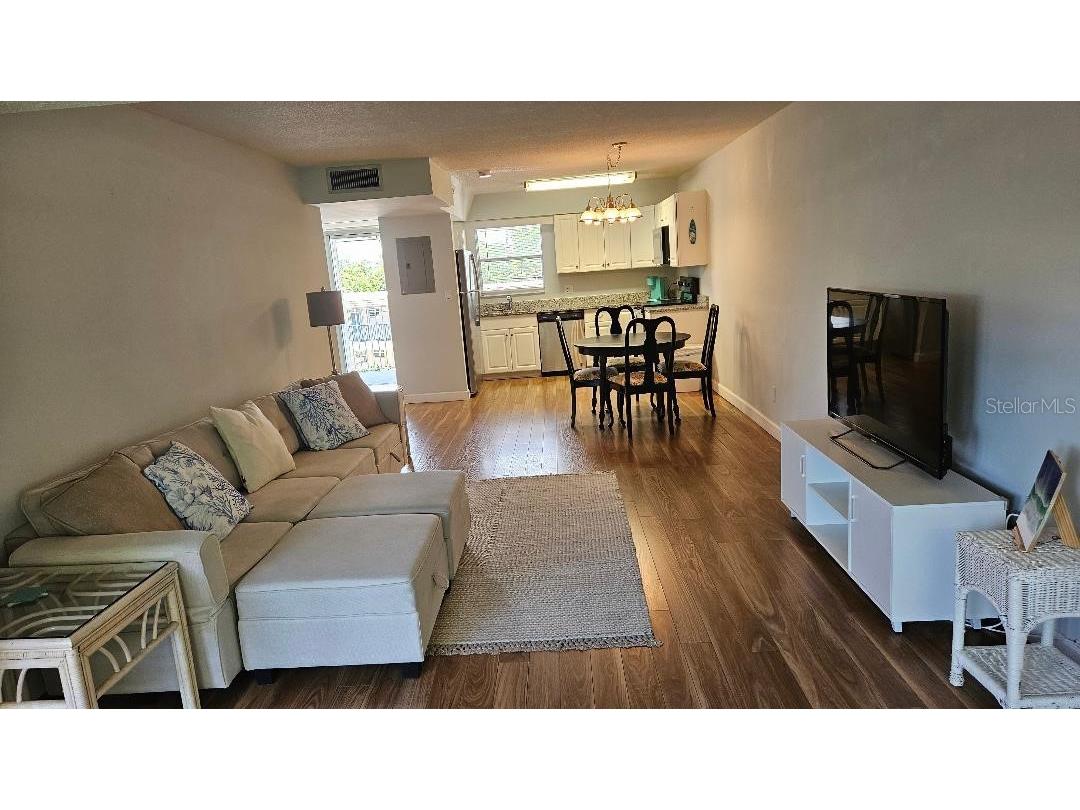 9950 47th Avenue N #303 Saint Petersburg FL 33708 TB8506350 image5