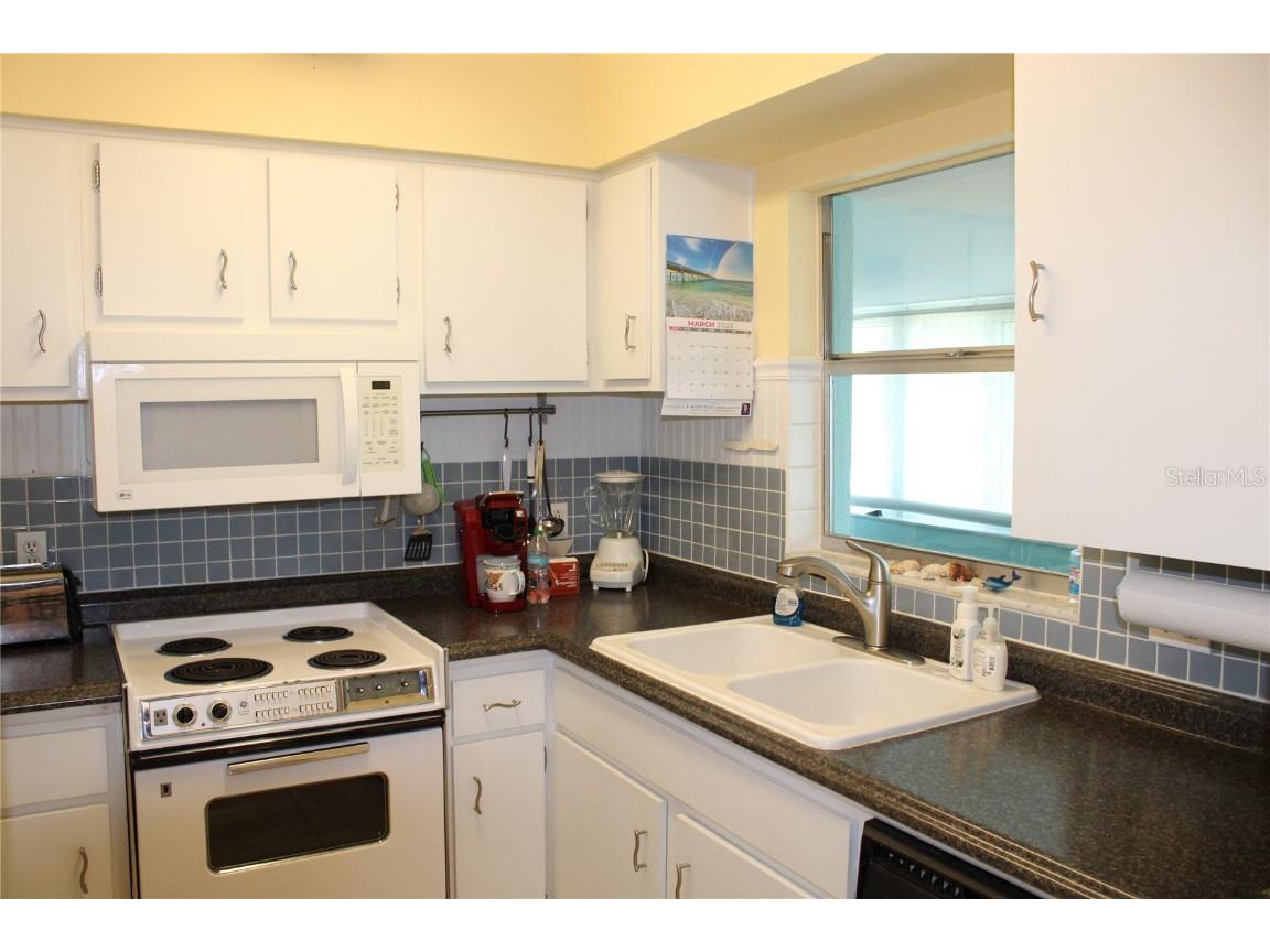 9950 47th Avenue N #311 Saint Petersburg FL 33708 TB8379238 image10