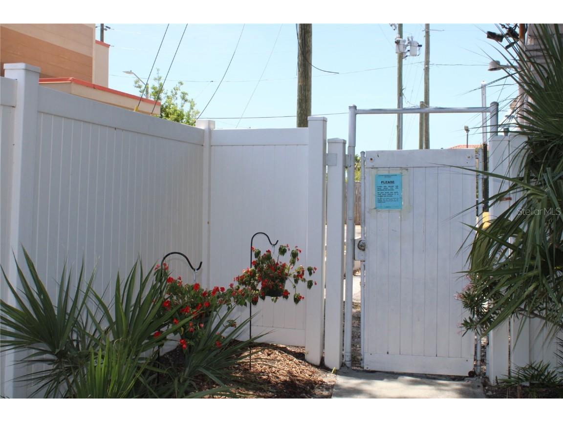 9950 47th Avenue N #311 Saint Petersburg FL 33708 TB8379238 image30