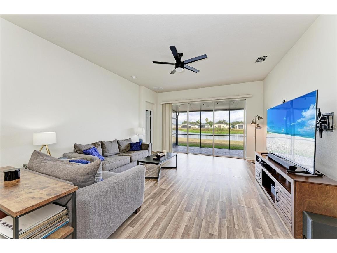 9950 52nd Street E Parrish FL 34219 A4674036 image18