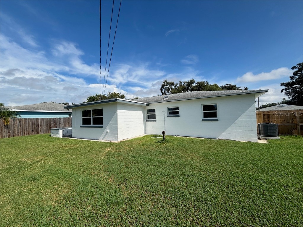 9950 52nd Terrace N Saint Petersburg FL 33708 TB8418265 image21