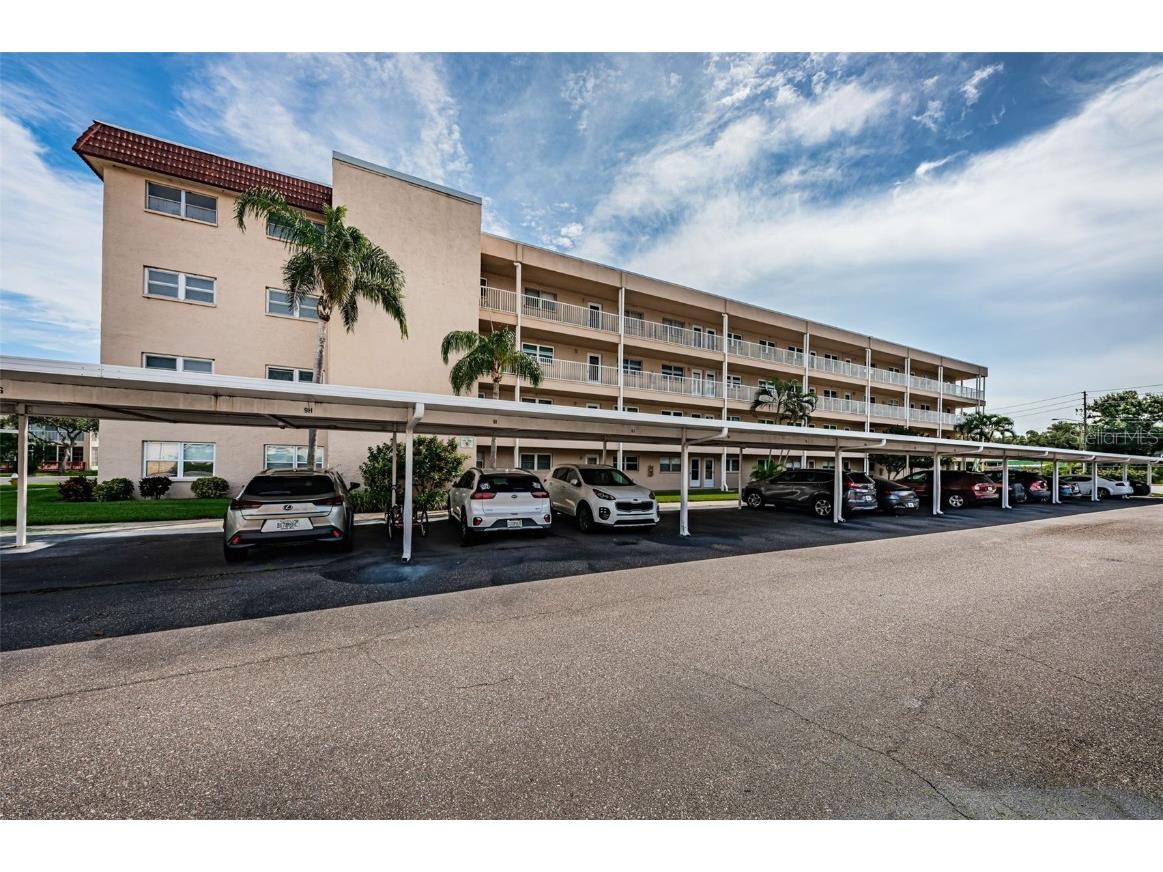 9950 62nd Terrace N #209 Saint Petersburg FL 33708 TB8422257 image1