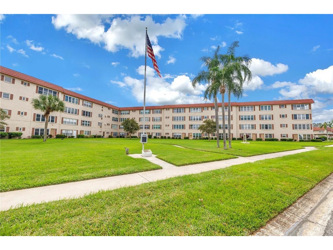 9950 62nd Terrace N #209 Saint Petersburg FL 33708 TB8436164 image3